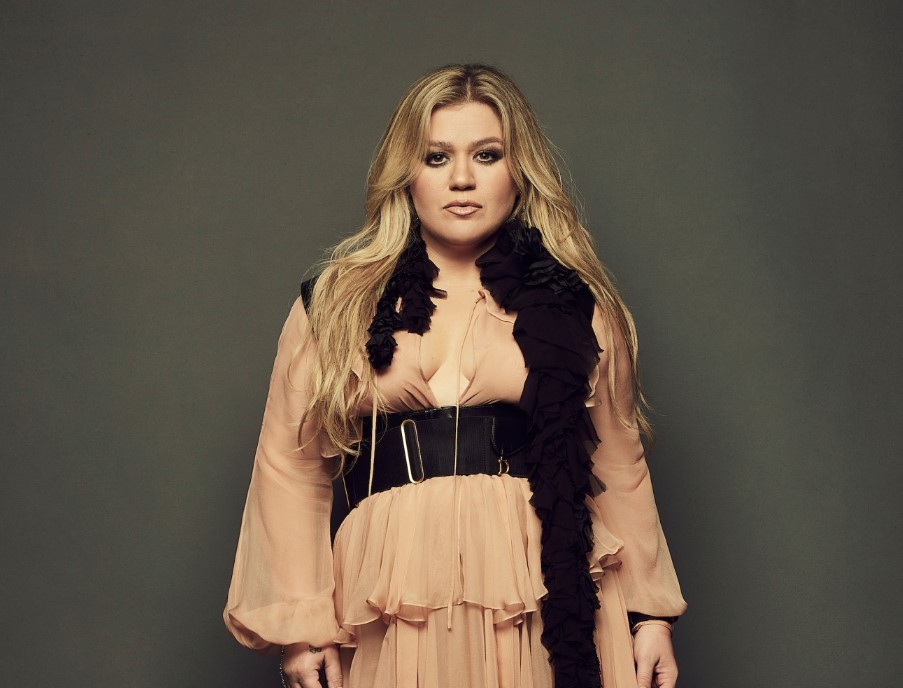 Kelly Clarkson pic