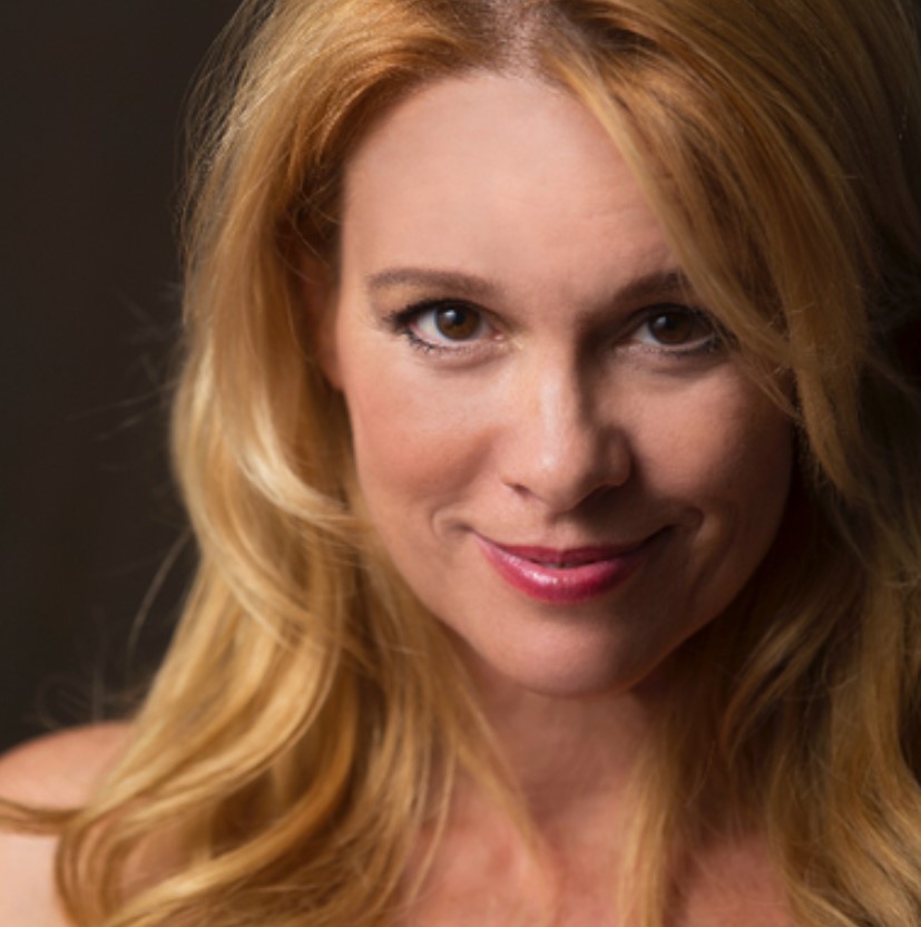 Chase Masterson picture