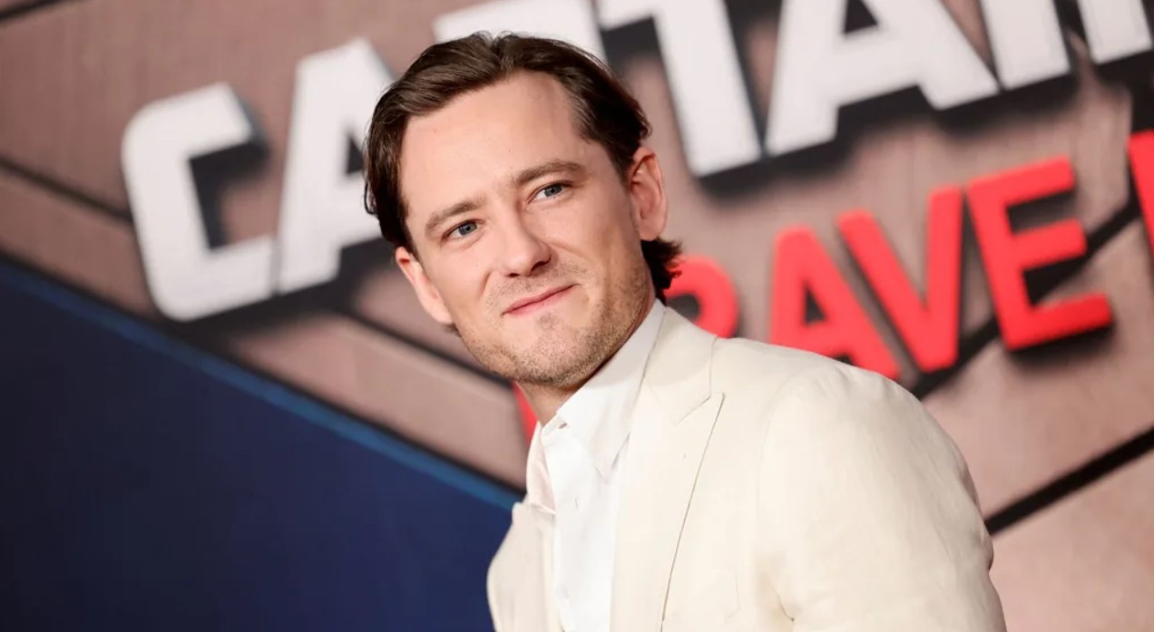 Lewis Pullman Fan Mail Address