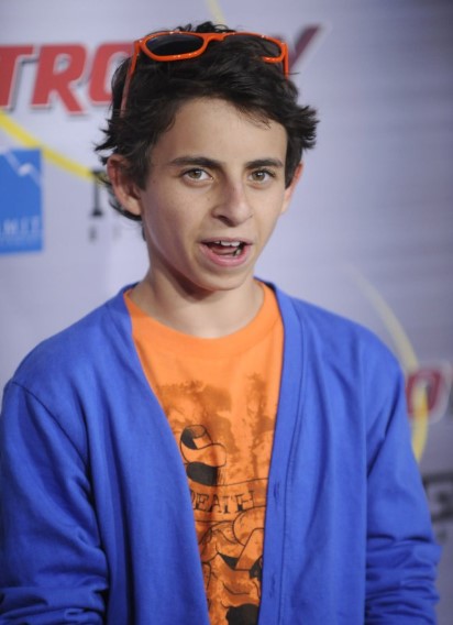 Moisés Arias Fan Mail Address