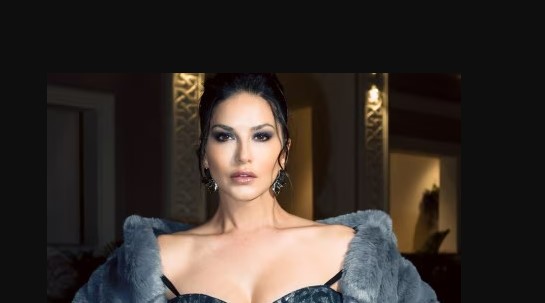 Sunny Leone Fan Mail Address