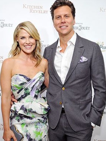 Hayes MacArthur Fan Mail Address